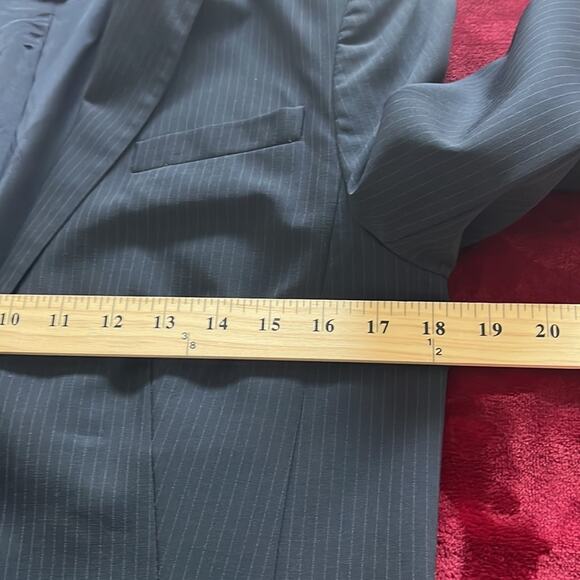 Ann Taylor Pinstriped Wool Blend Suit Blazer Jacket  Size 8 - Picture 8 of 8